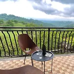 Casa Tino * Murazzano (Cuneo)